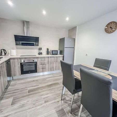 Modern 2 Bed Apartment With Pool In Frigiliana Dış mekan fotoğraf