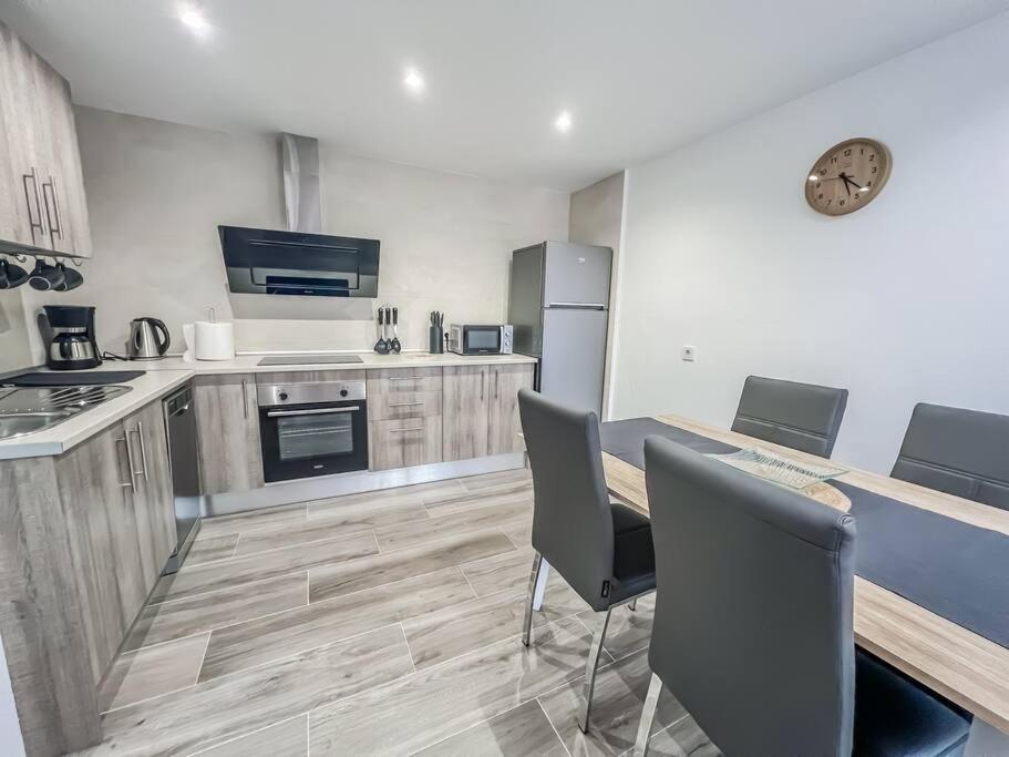 Modern 2 Bed Apartment With Pool In Frigiliana Dış mekan fotoğraf