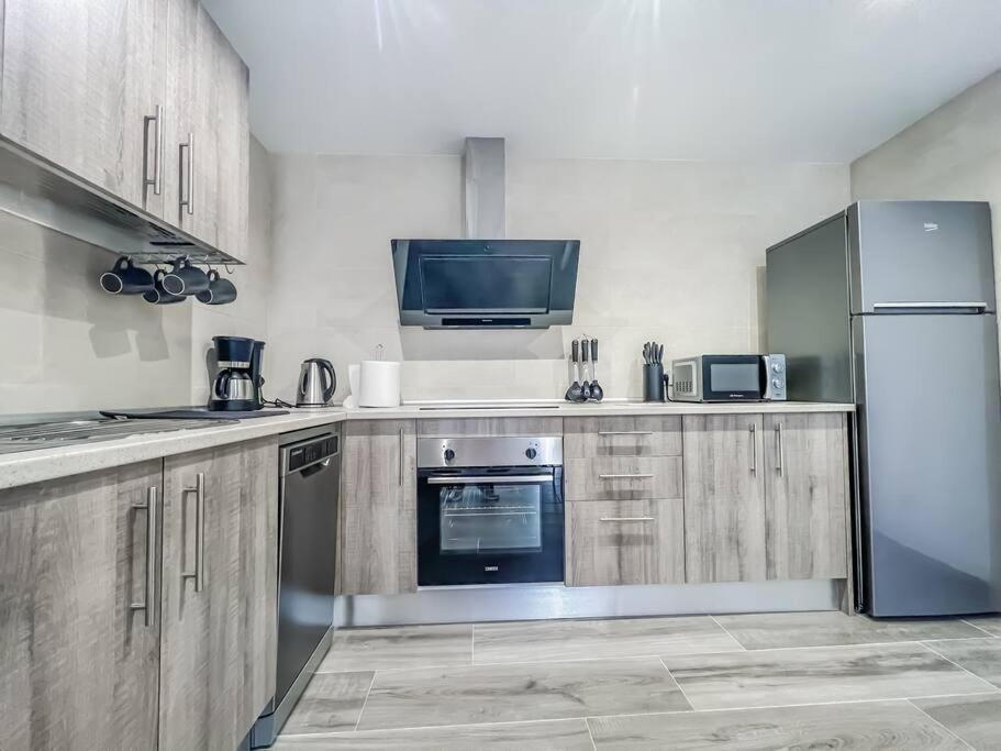 Modern 2 Bed Apartment With Pool In Frigiliana Dış mekan fotoğraf